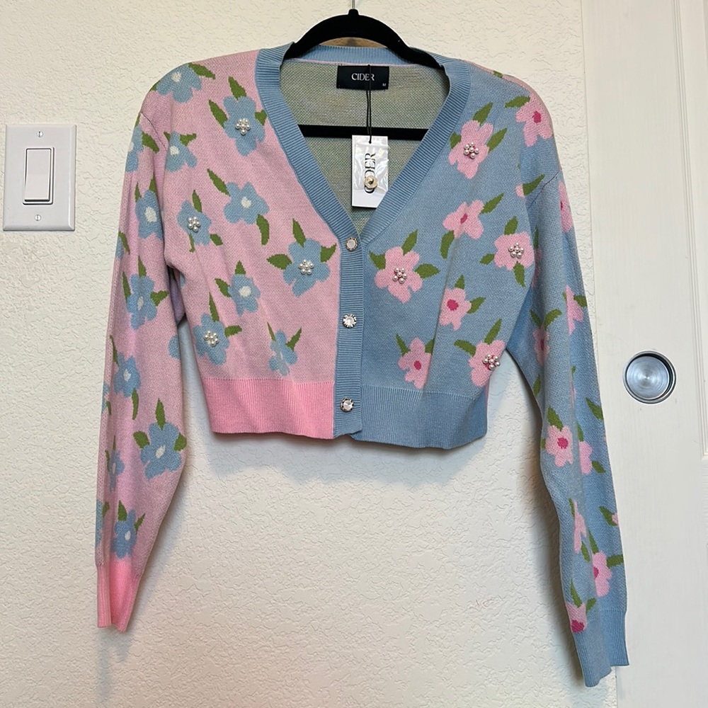NWT colorblock cardigan with pearl accents